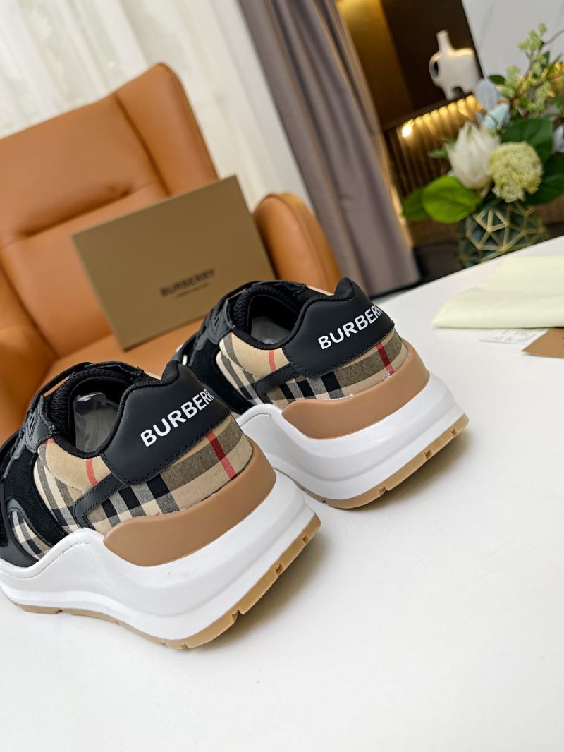 Burberry Low Shoes